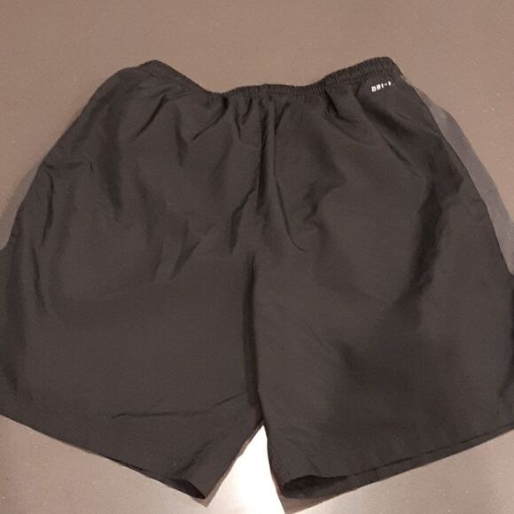 Nike Dri-Fit Black Running Shorts - Picture 2 of 10